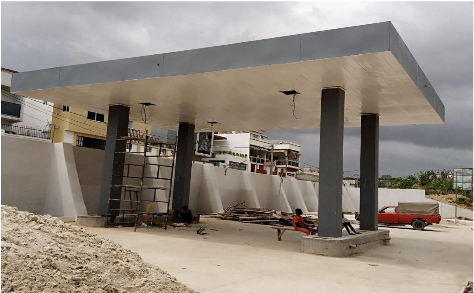 Auvent 4 pieds — Station OLA San Pedro